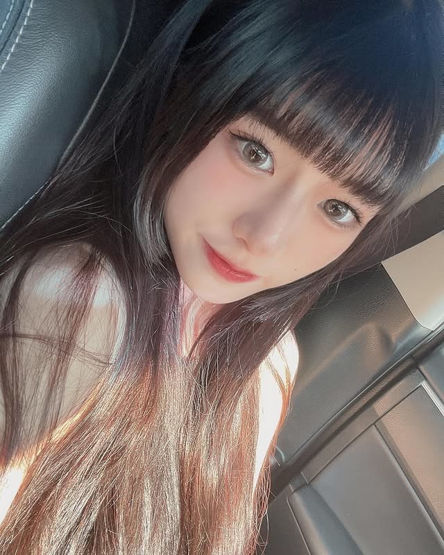 時裝模特兒「又心」心快要被她勾走了 (10P)