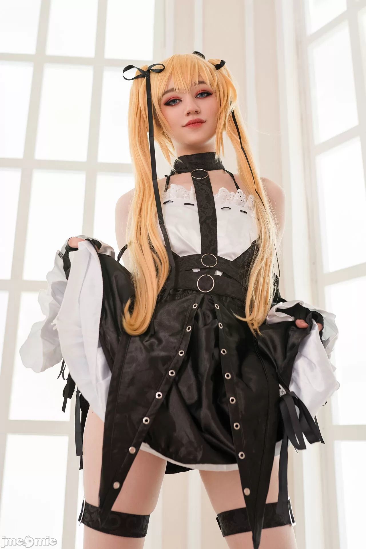 Donna Loli - Marie Rose (22P)