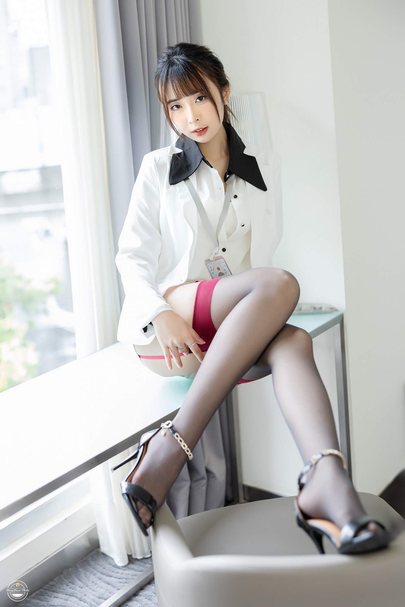 【網路收集系列】熊熊Carina－公司新來女同事 (18P)