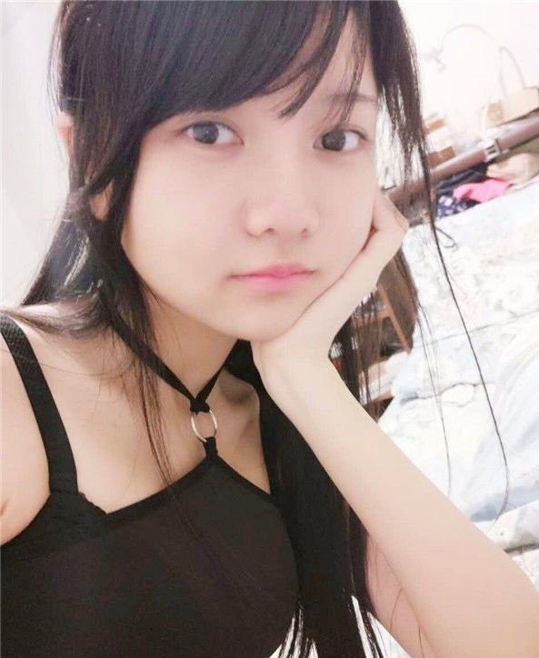 奶不小的大學生 (14P)