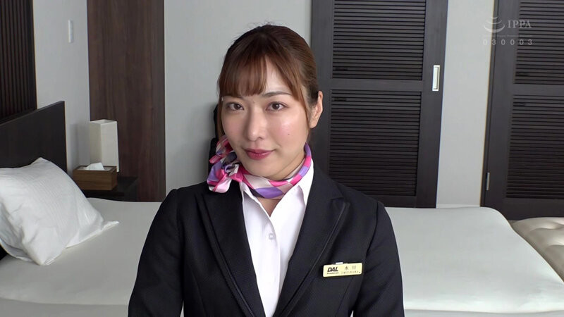 水川潤 憧れのスチュワーデスと性交