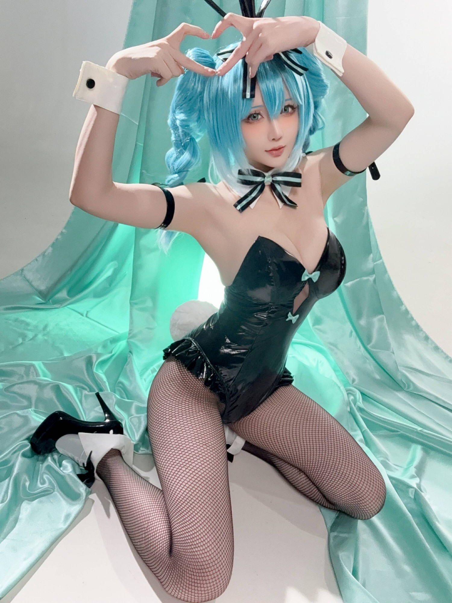 【網路收集系列】福利姬 星之遲遲《 初音未來 兔女郎 》VIP福利帖全【48P】