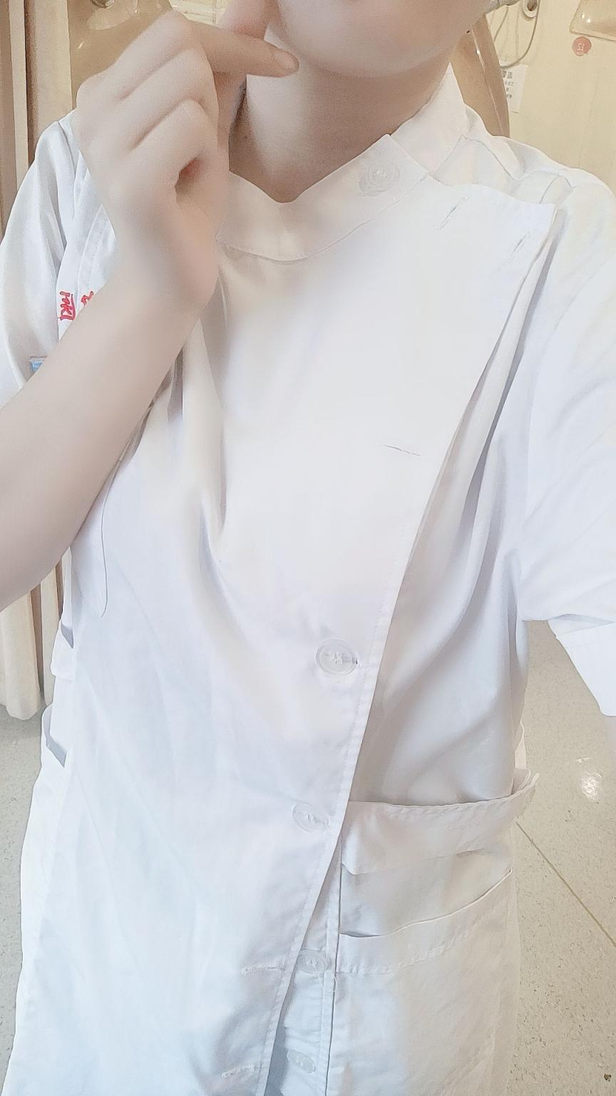 [自拍] 柔細白嫩的小護士 (19P)